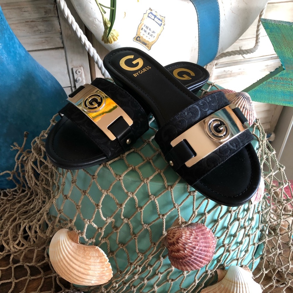 G by GUESS
Jeena Slide Flat Sandals